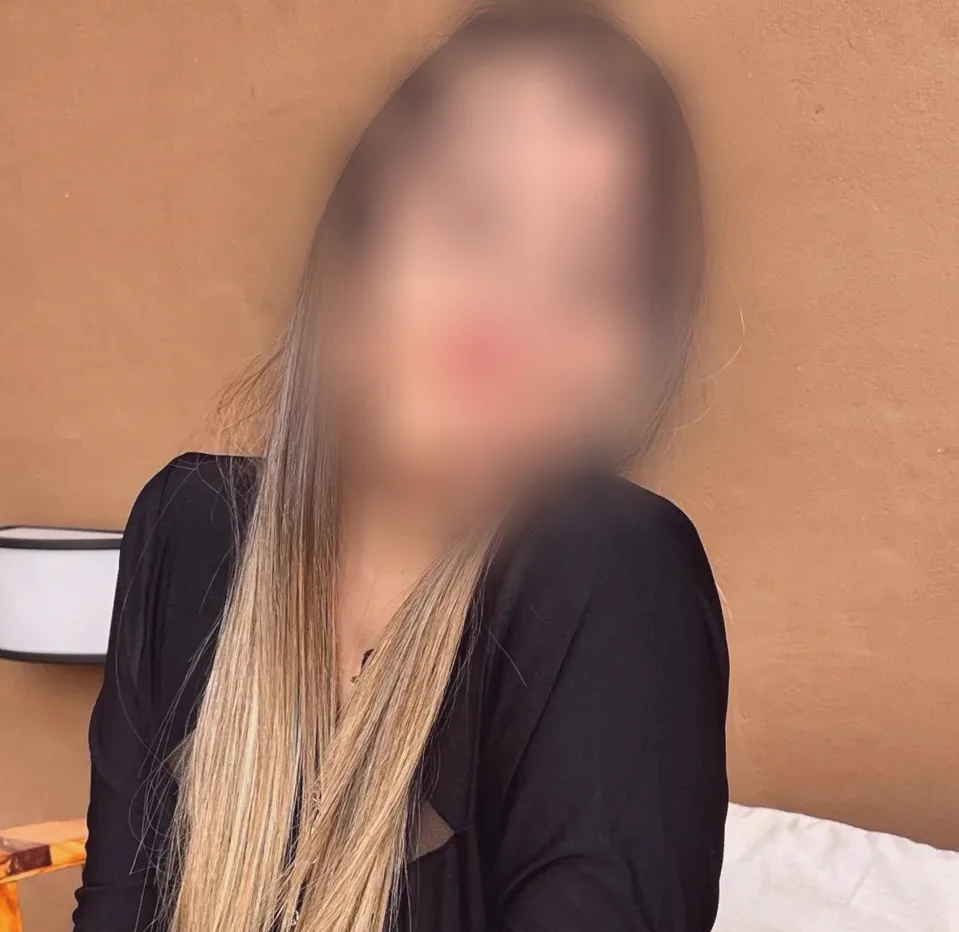 Luisa, 28