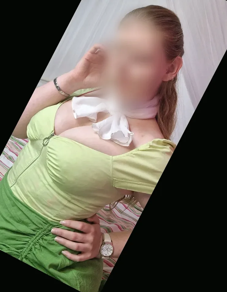 Marina, 20