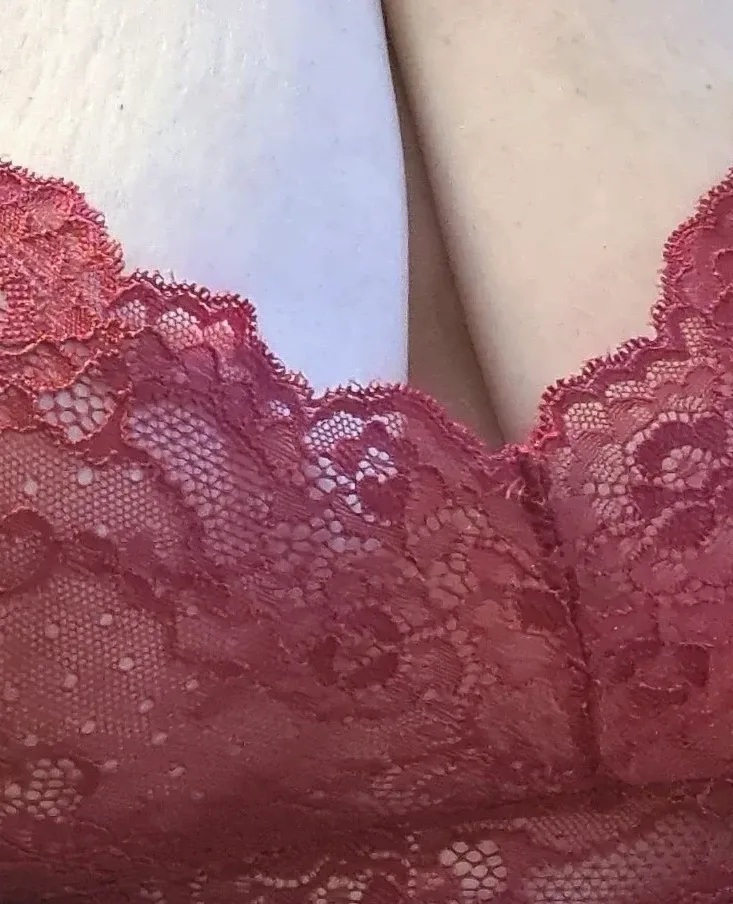 Miriam, 32